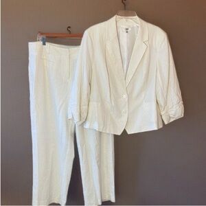 Cato Woman Linen Pant Suit
